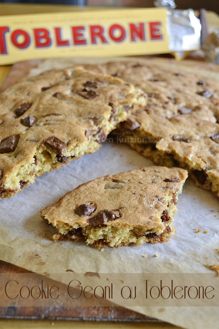 Recette facile cookie geant toblerone® - Kaderick en Kuizinn© Dégustation du défi goûter avec la recette facile du cookie géant au toblerone® pour un dessert ou un goûter trop gourmand - Kaderick en Kuizinn©